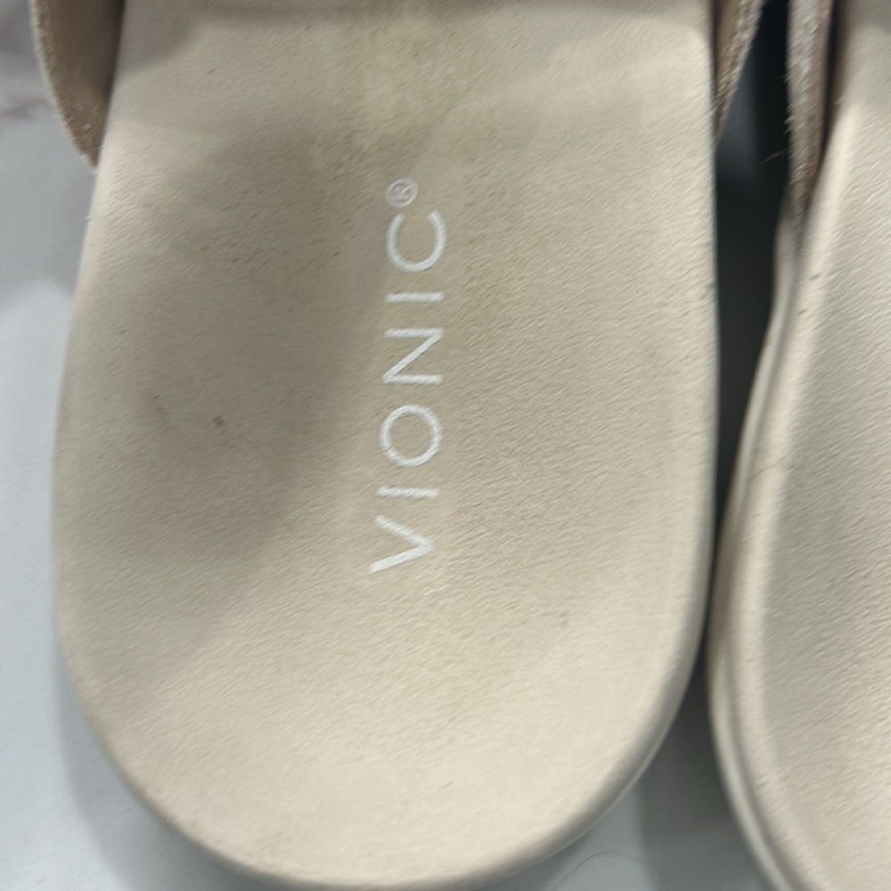 Vionic Corlee Women’s Adjustable Slide Supportive… - image 4